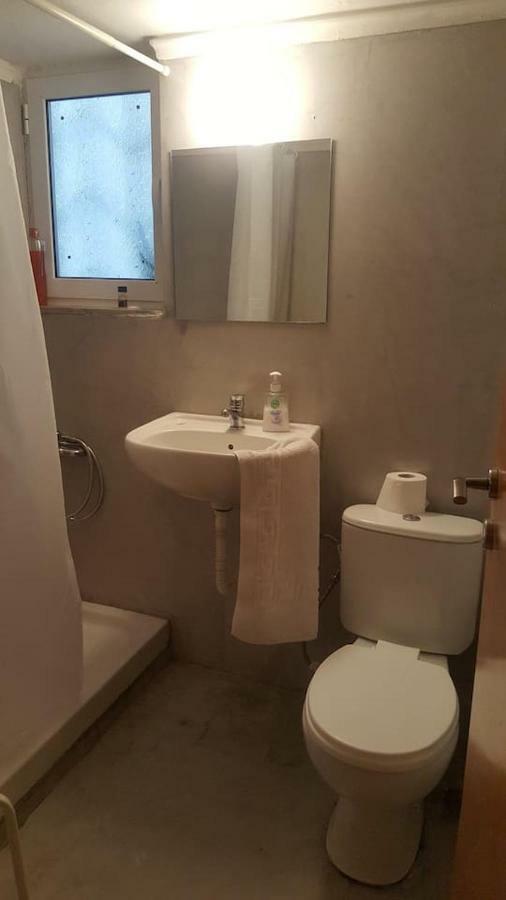 Apartment By Sepolia Metro-Ησυχη Γκαρσονιερα Κοντα Στο Μετρό Атина Екстериор снимка